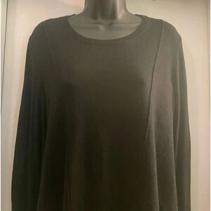 New Daisy Fuentes long sleeve blouse